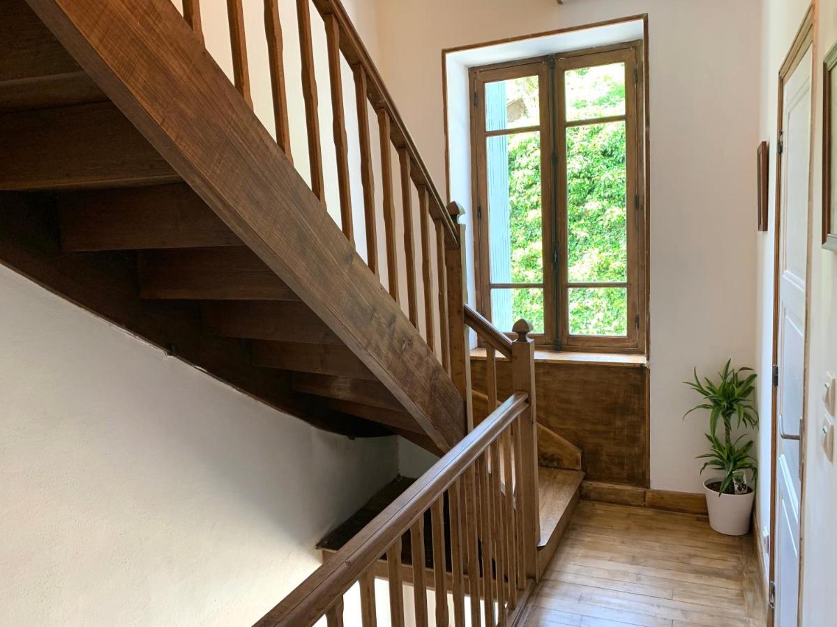 Villa Au Bord De La Rivier Segur-le-Chateau Bagian luar foto